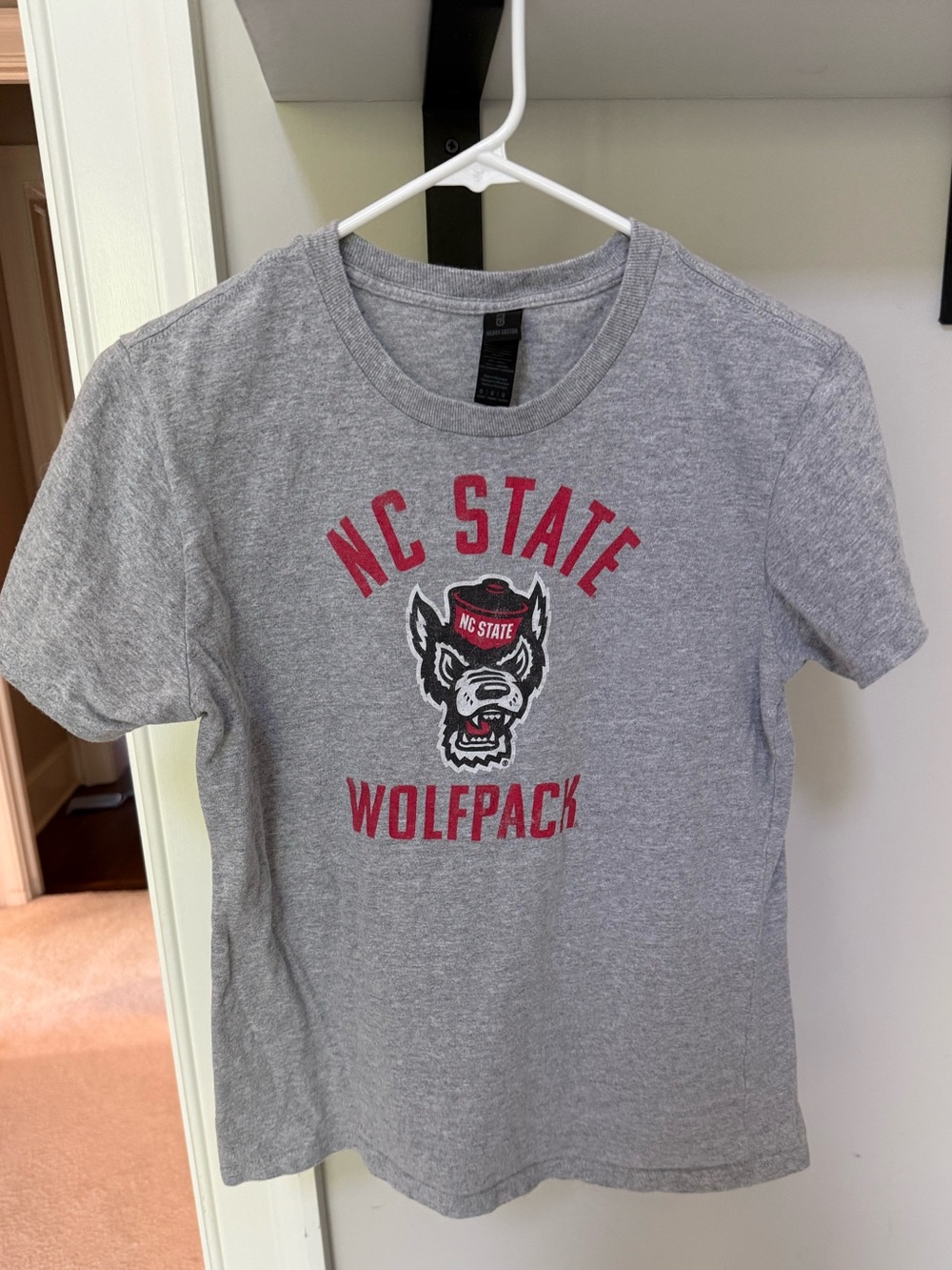STATE NC State Wolfpack Heather Gray Tee with Red Logo